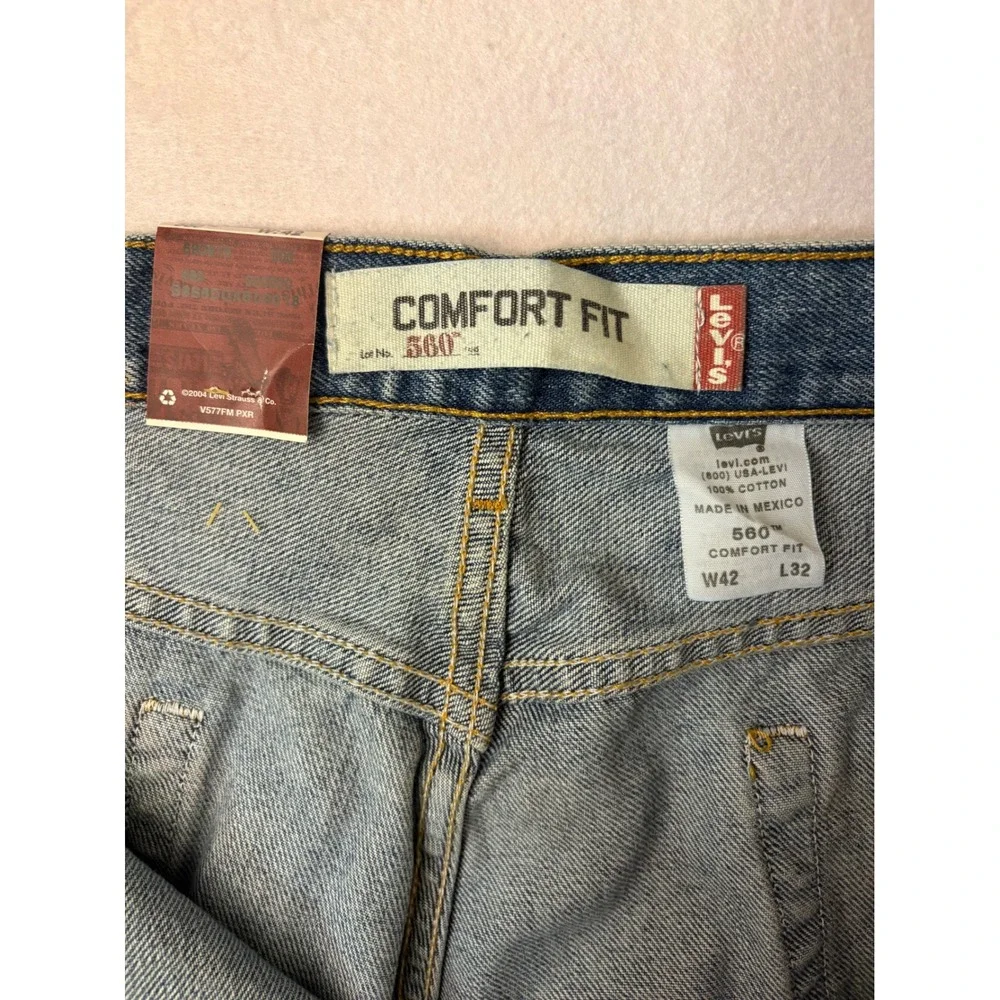Vintage Levis 560 Comfort Fit Jeans Mens 42x32 Medium Wash Loose Tapered Denim